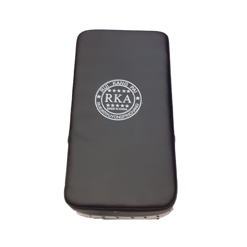 Karate--kick-pad